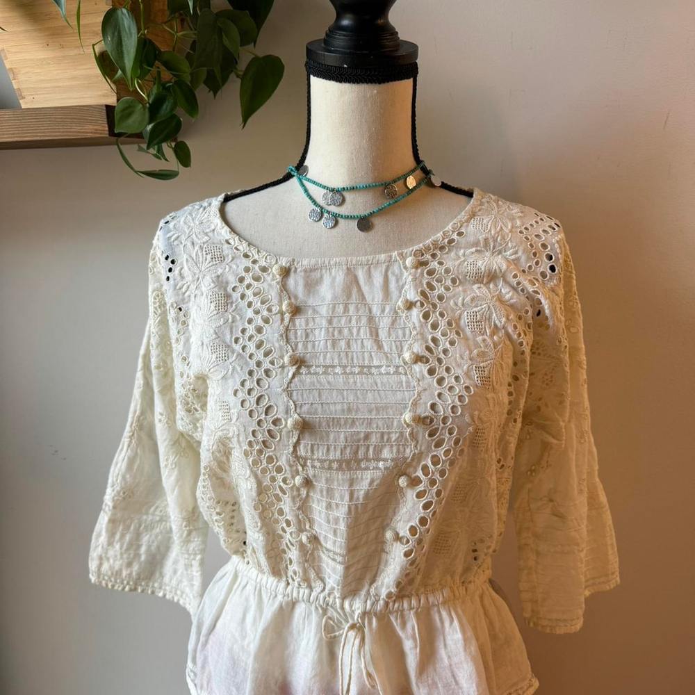 Anthropologie Cream Eyelet Embroidered Peasant Blouse - Size 4